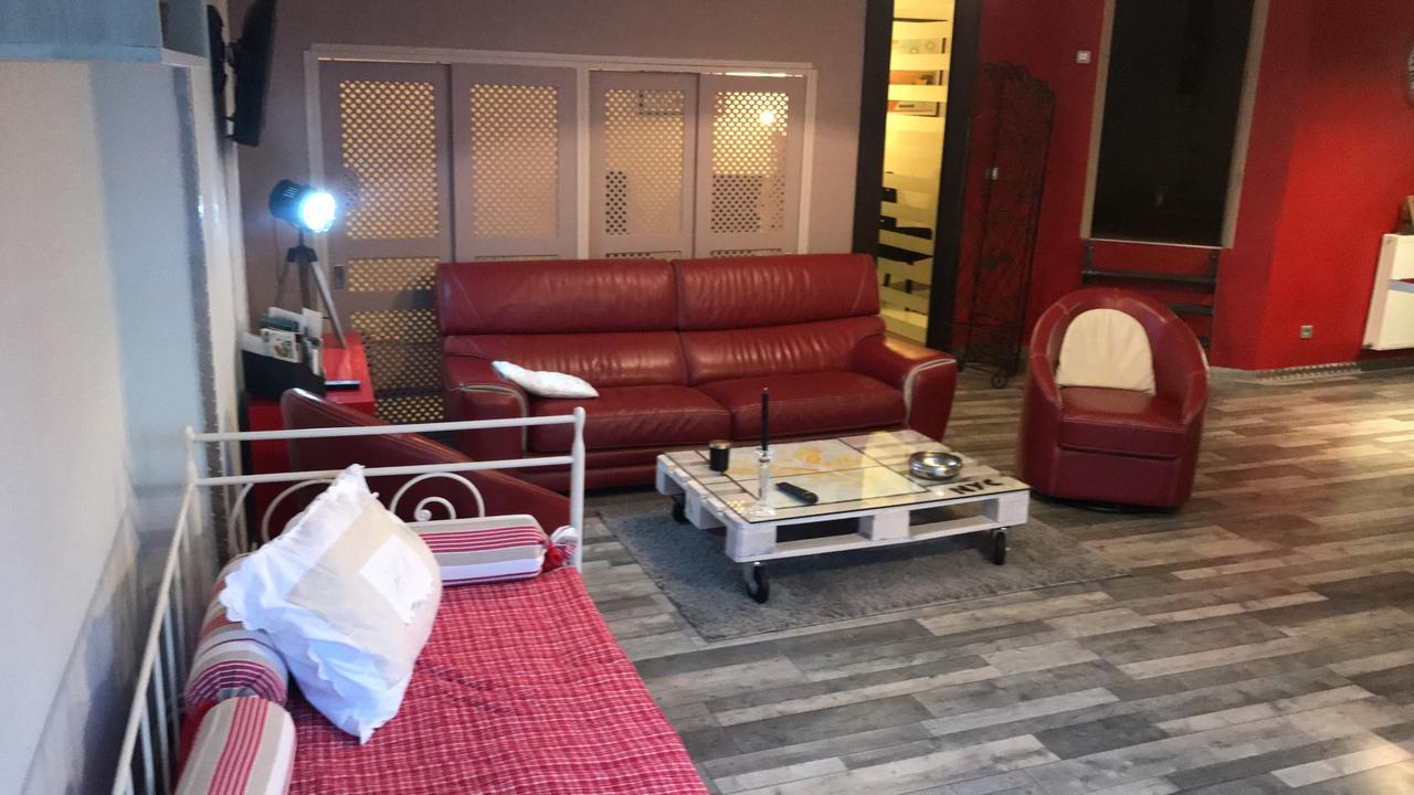 Villy  Loft L Atelier De Jacques Pres De Chablisヴィラ エクステリア 写真