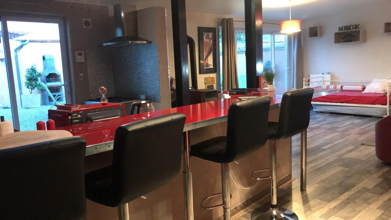 Villy  Loft L Atelier De Jacques Pres De Chablisヴィラ エクステリア 写真