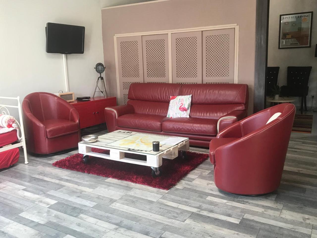 Villy  Loft L Atelier De Jacques Pres De Chablisヴィラ エクステリア 写真