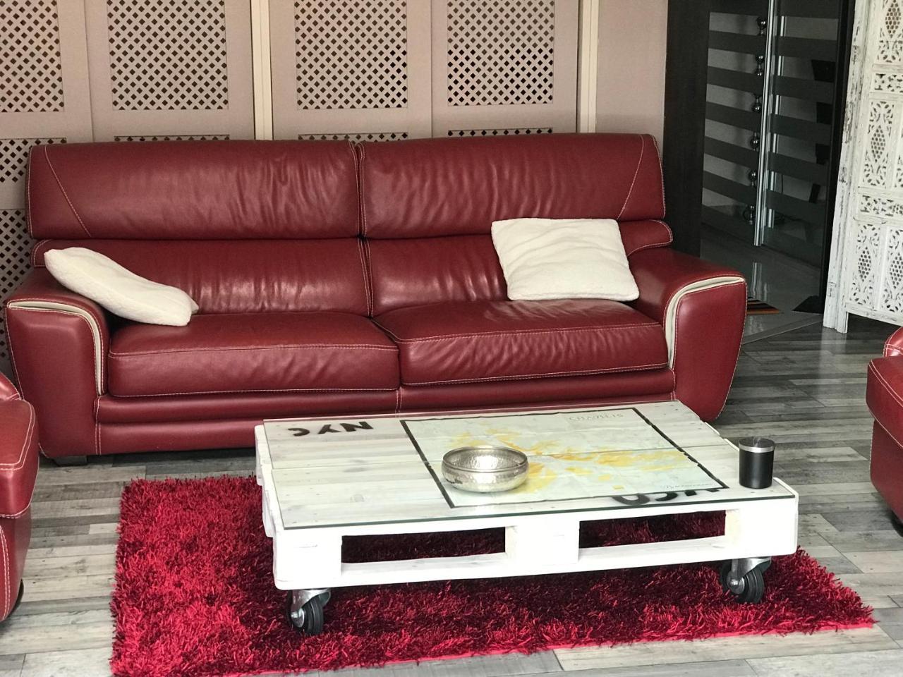 Villy  Loft L Atelier De Jacques Pres De Chablisヴィラ エクステリア 写真