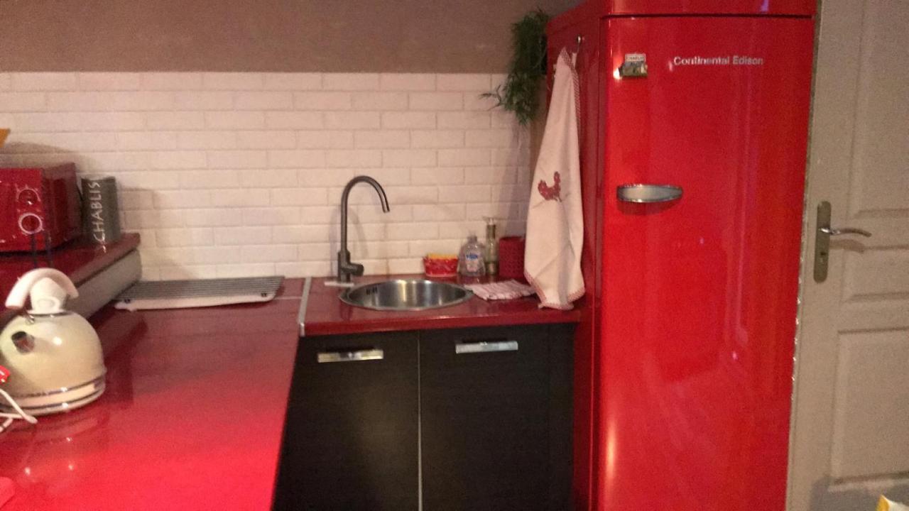 Villy  Loft L Atelier De Jacques Pres De Chablisヴィラ エクステリア 写真